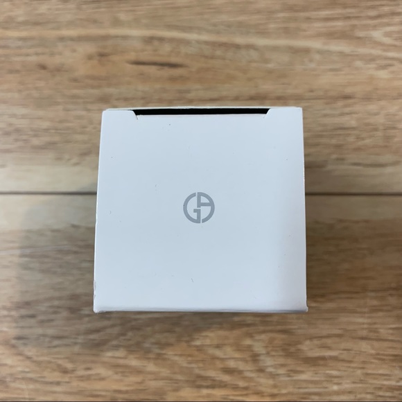 New! Giorgio Armani Crema Nera Supreme Reviving Light Cream 5ml Face - Picture 3 of 4